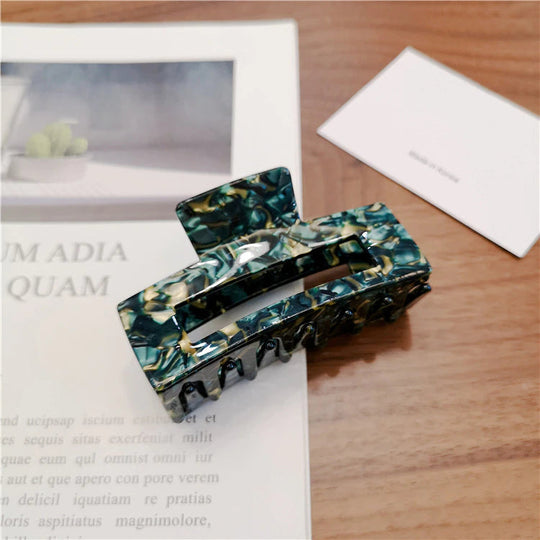 Fashionable Hair Claw Clips | Trendy Patterns & Stylish Accessories